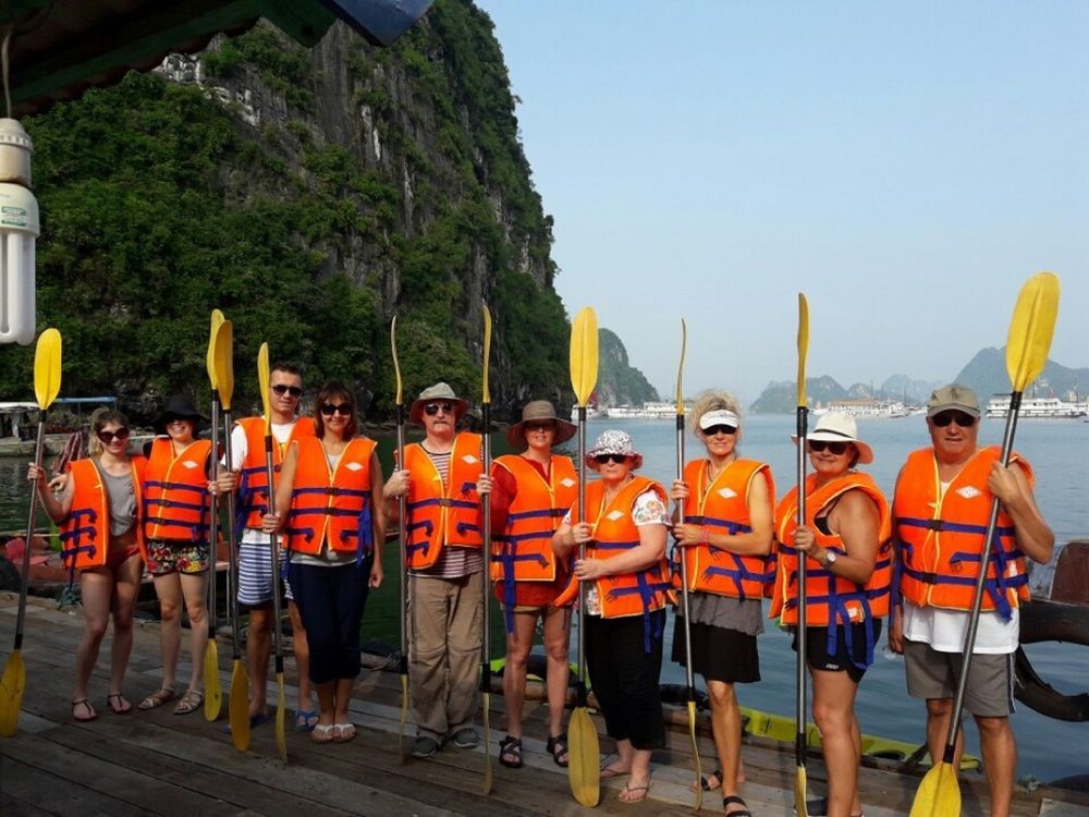 Halong Lavender Cruises Hotel Ha Long Exterior foto