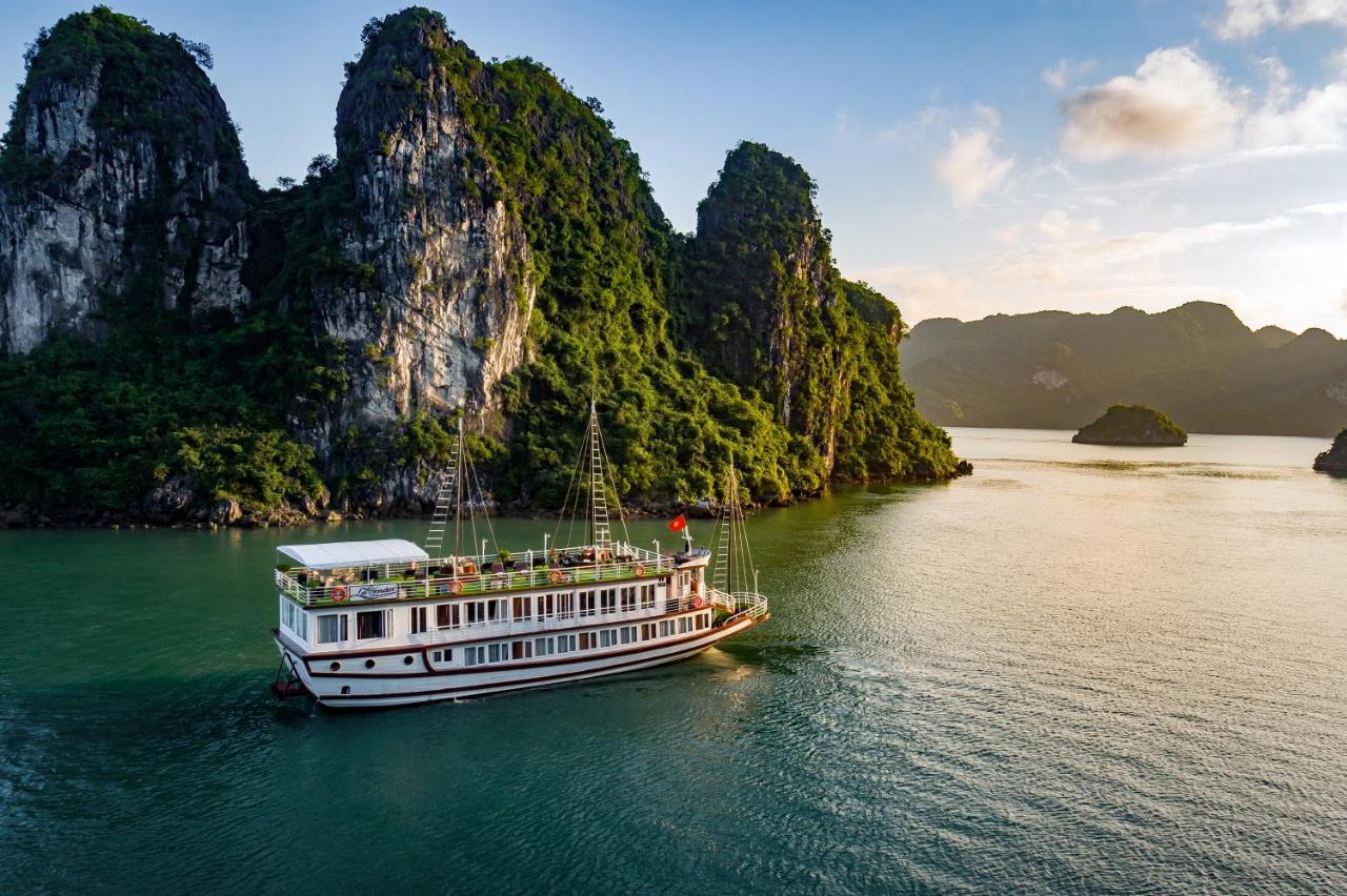 Halong Lavender Cruises Hotel Ha Long Exterior foto