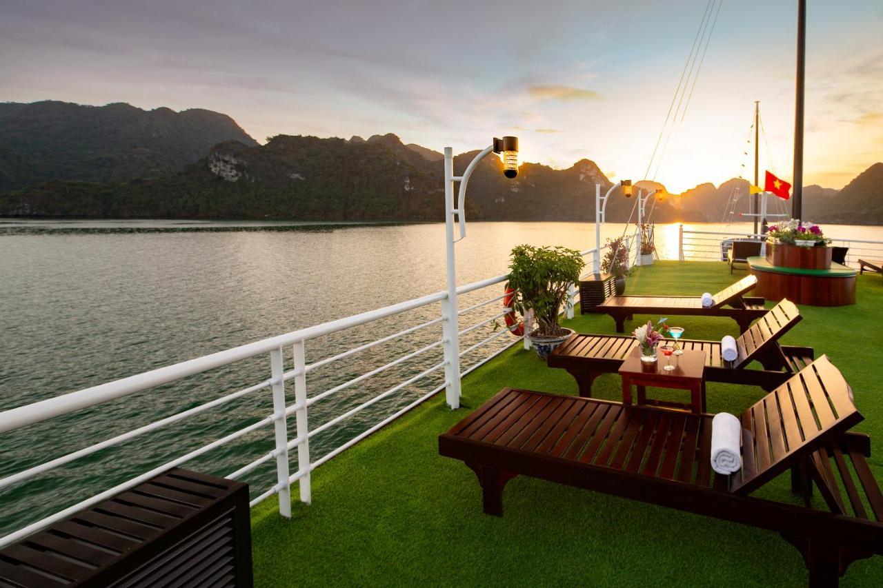 Halong Lavender Cruises Hotel Ha Long Exterior foto